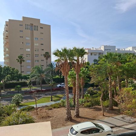 Central 2-Bed Apartment In Estepona Port Dış mekan fotoğraf